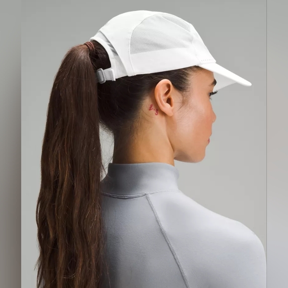Lululemon fast and free running hat elite SOLD OUT and NWOT - Picture 3 of 8